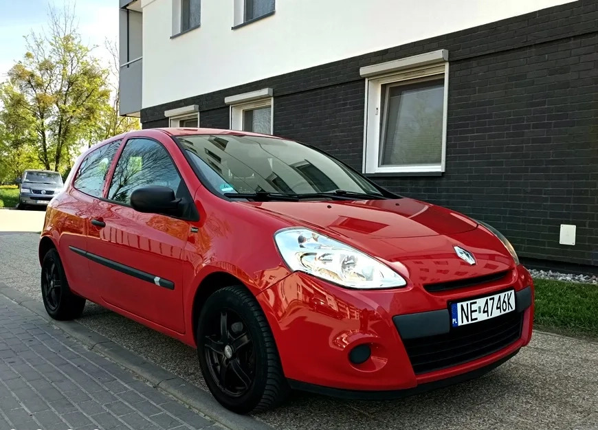 Renault Clio cena 14500 przebieg: 170000, rok produkcji 2011 z Elbląg małe 326